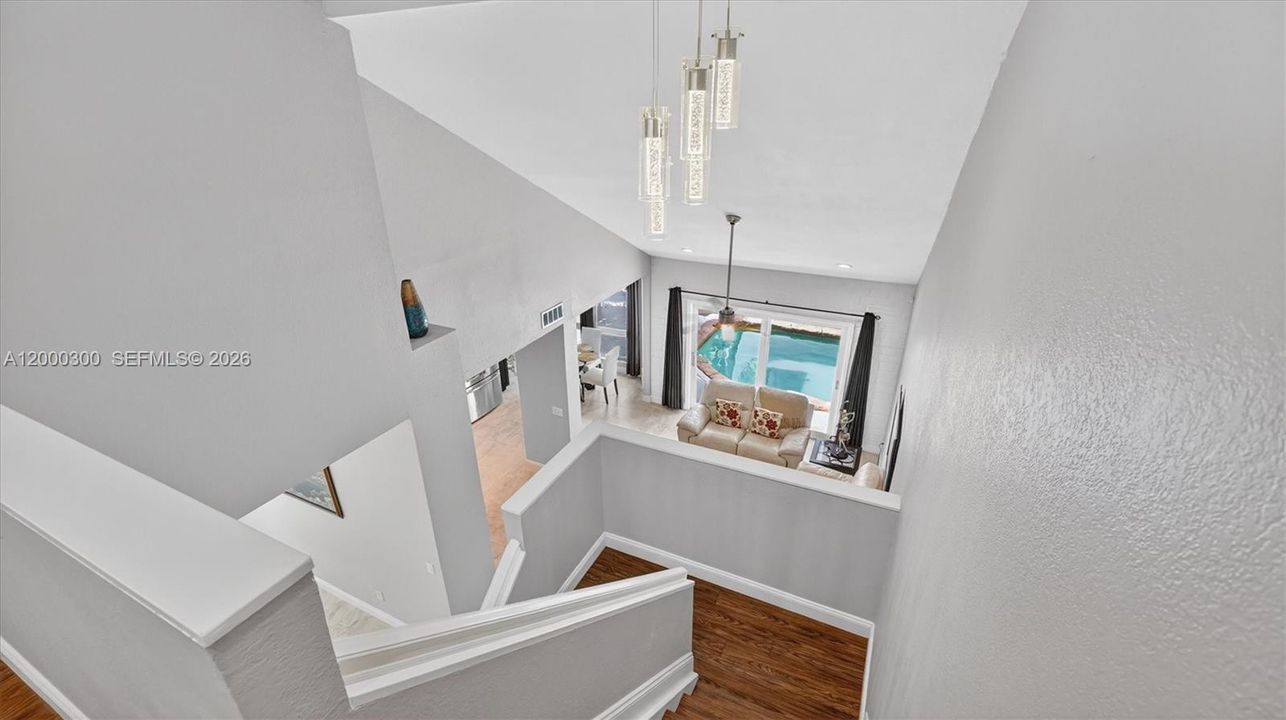 For Sale: $968,000 (4 beds, 3 baths, 2524 Square Feet)