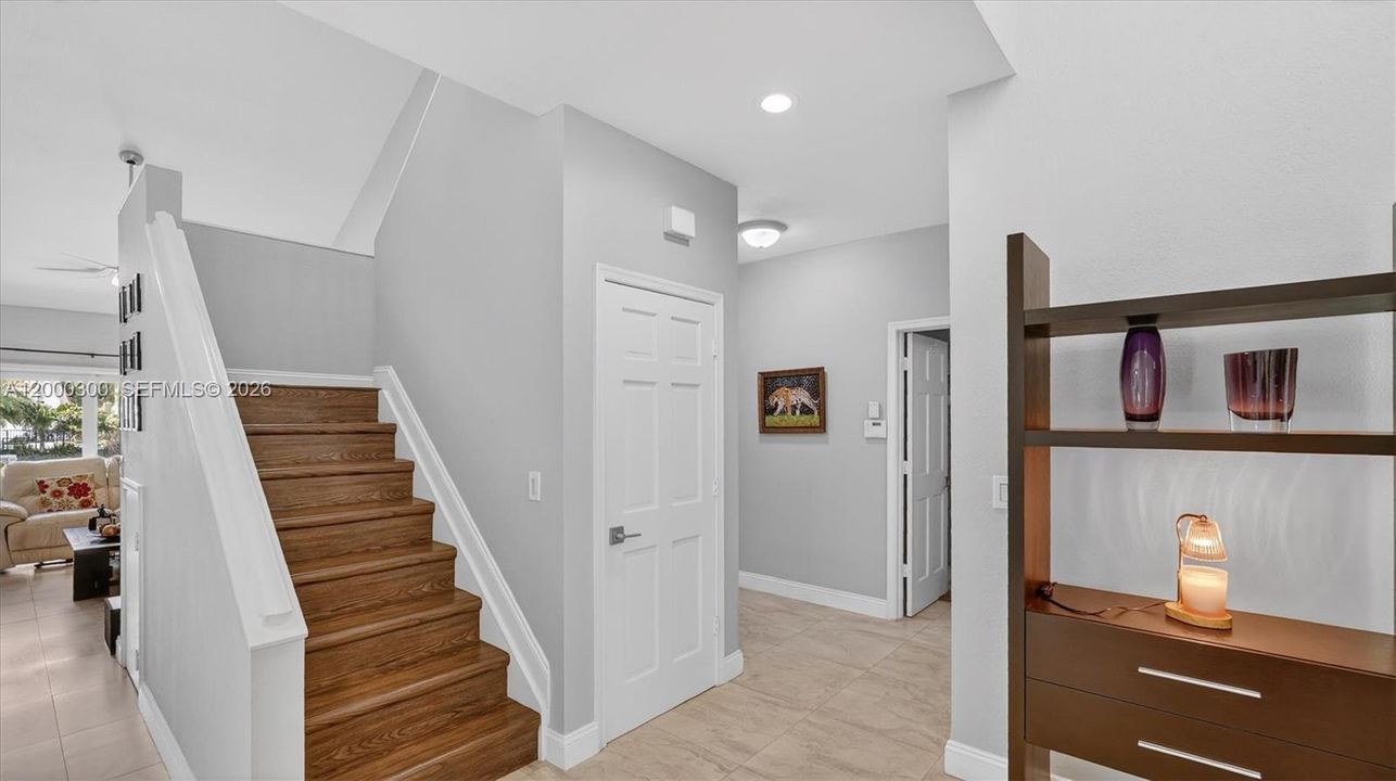 For Sale: $968,000 (4 beds, 3 baths, 2524 Square Feet)