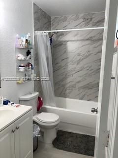 Под контрактом: $349,000 (3 спален, 2 ванн, 1527 Квадратных фут)