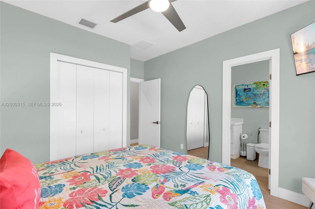 Second bedroom