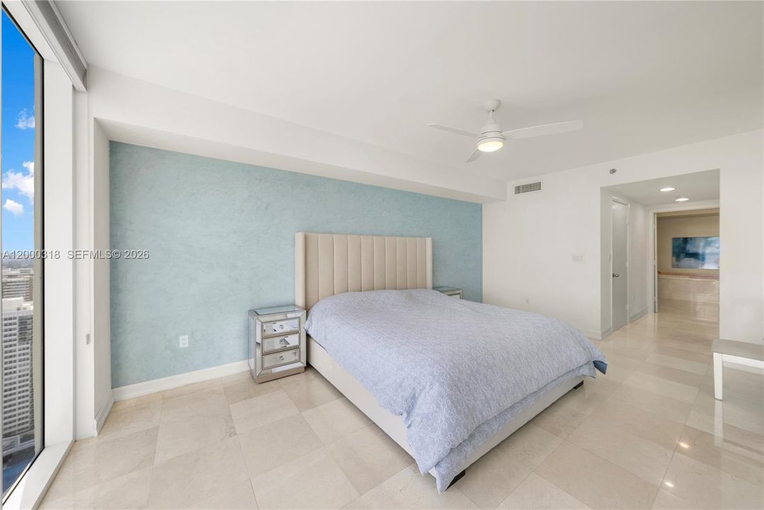 For Sale: $1,849,000 (3 beds, 3 baths, 2078 Square Feet)