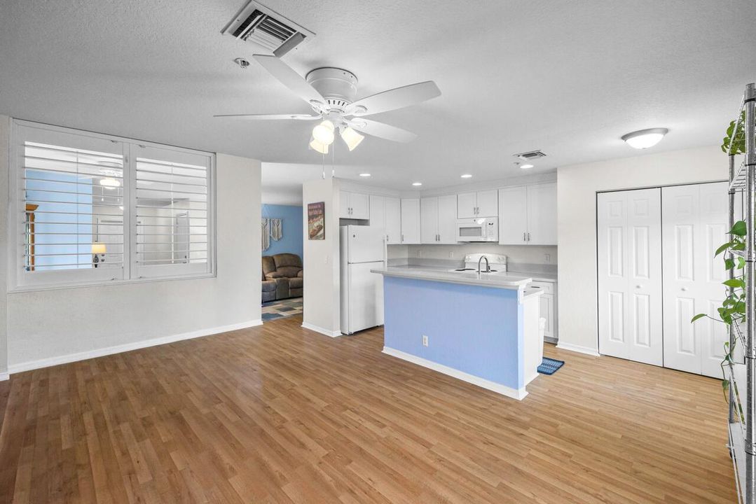 5349 SE Jennings Ln-013