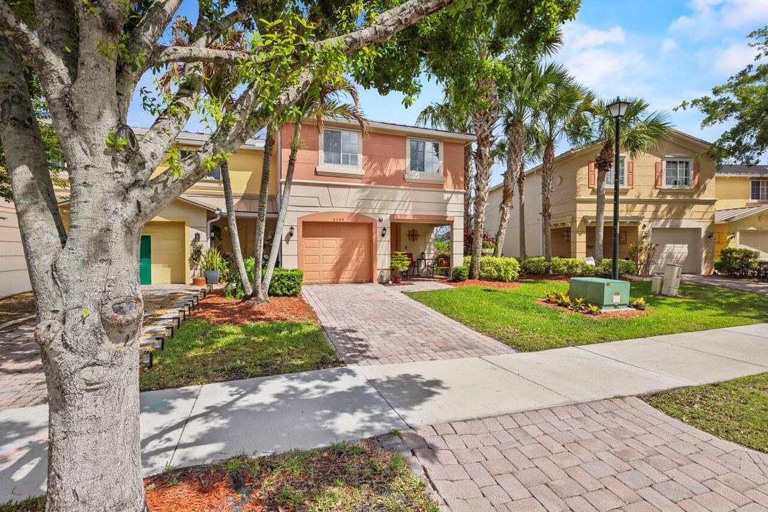 5349 SE Jennings Ln-003