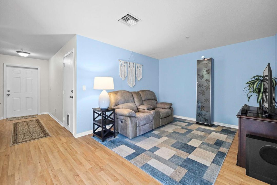 5349 SE Jennings Ln-008