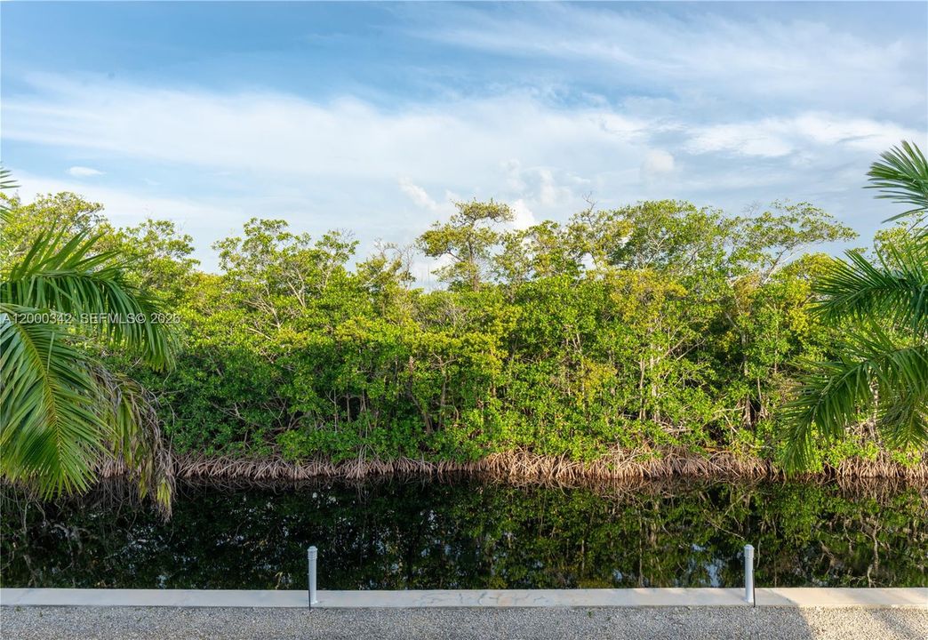 En Venta: $3,988,999 (5 camas, 3 baños, 2848 Pies cuadrados)