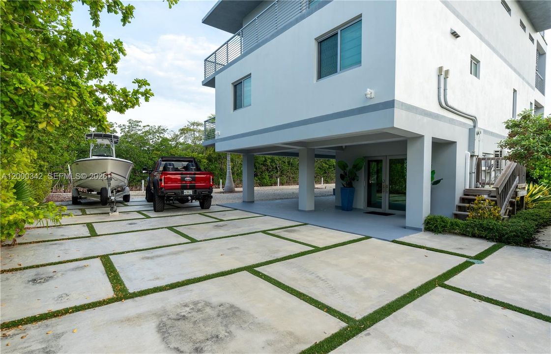 En Venta: $3,988,999 (5 camas, 3 baños, 2848 Pies cuadrados)