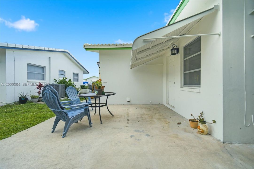 Activo con contrato: $280,000 (2 camas, 1 baños, 1082 Pies cuadrados)