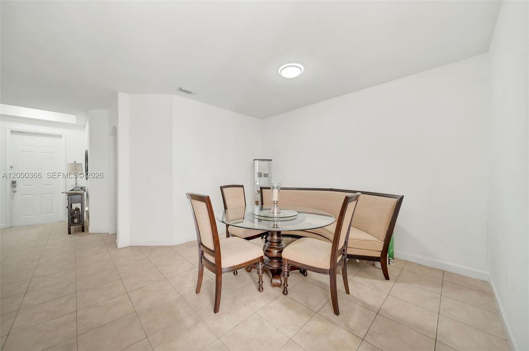 Recently Sold: $563,000 (3 beds, 2 baths, 1683 Square Feet)