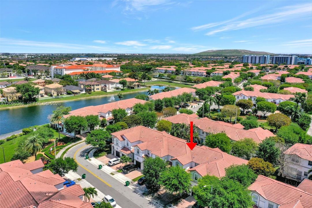 Recently Sold: $563,000 (3 beds, 2 baths, 1683 Square Feet)
