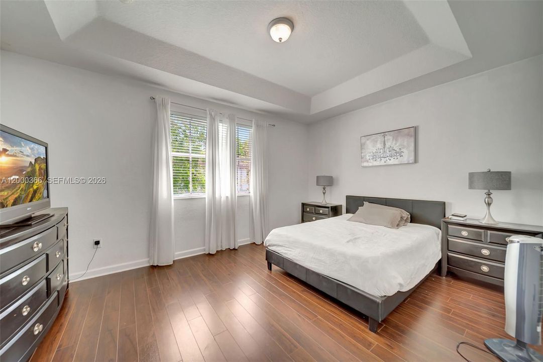 Recently Sold: $563,000 (3 beds, 2 baths, 1683 Square Feet)