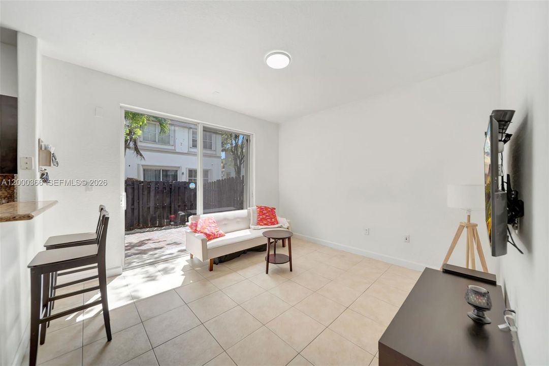 Recently Sold: $563,000 (3 beds, 2 baths, 1683 Square Feet)