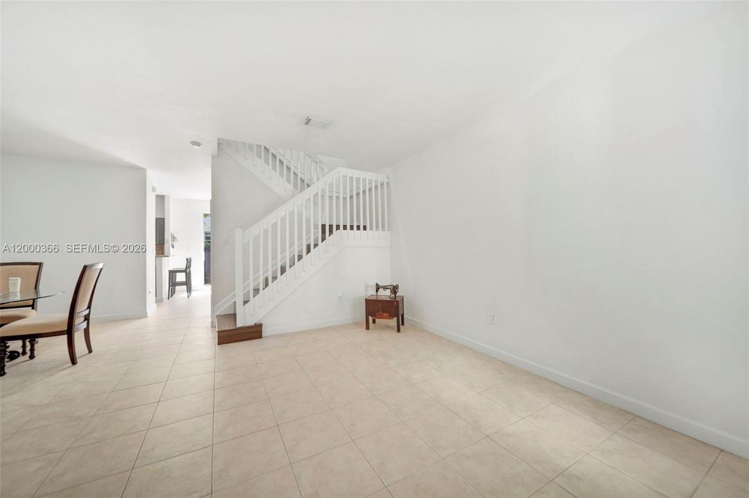 Recently Sold: $563,000 (3 beds, 2 baths, 1683 Square Feet)