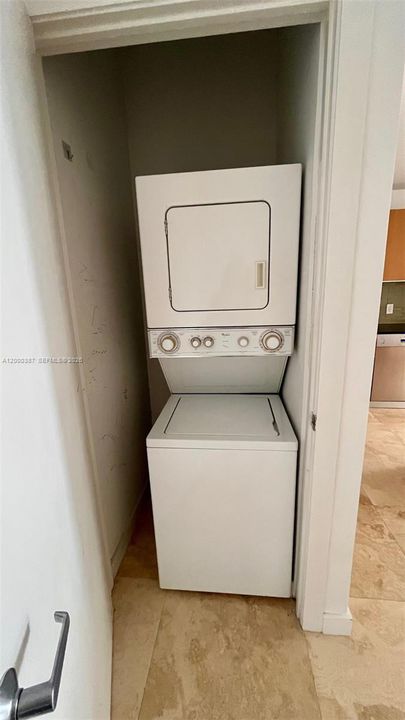 На продажу: $425,000 (1 спален, 1 ванн, 731 Квадратных фут)