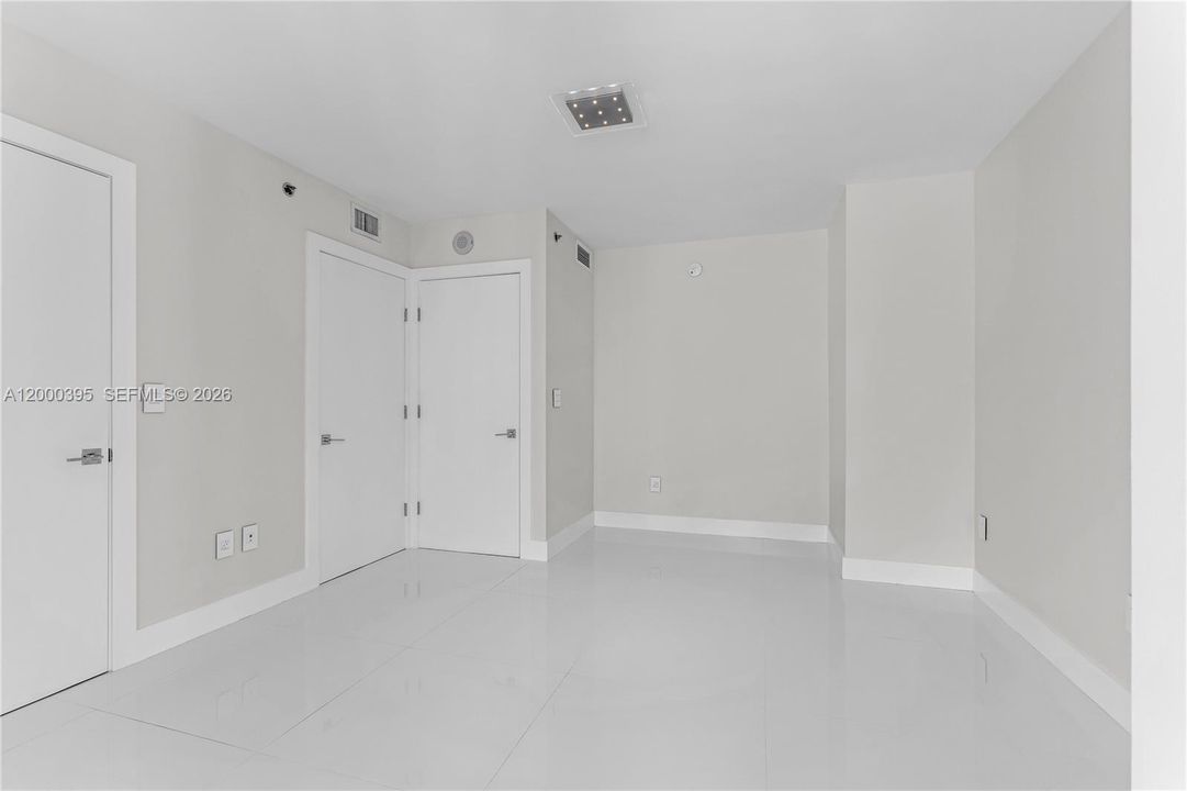 For Sale: $692,500 (2 beds, 2 baths, 1256 Square Feet)