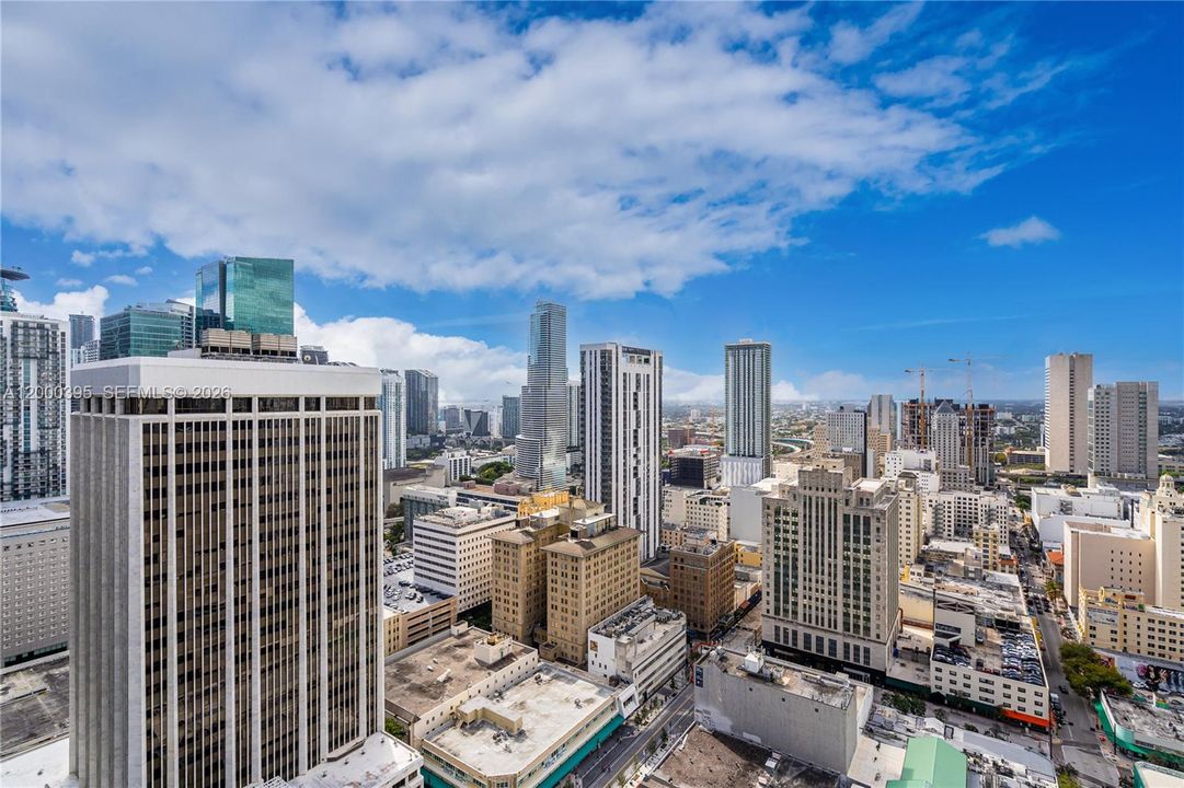 For Sale: $692,500 (2 beds, 2 baths, 1256 Square Feet)