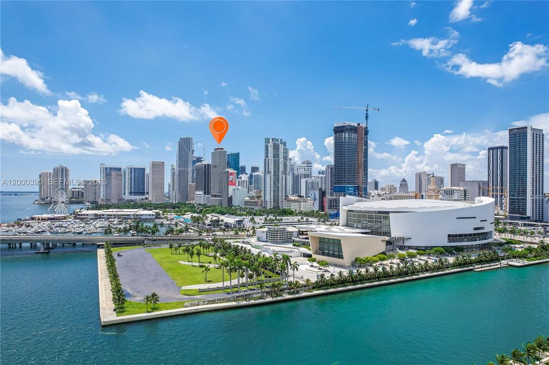 For Sale: $692,500 (2 beds, 2 baths, 1256 Square Feet)