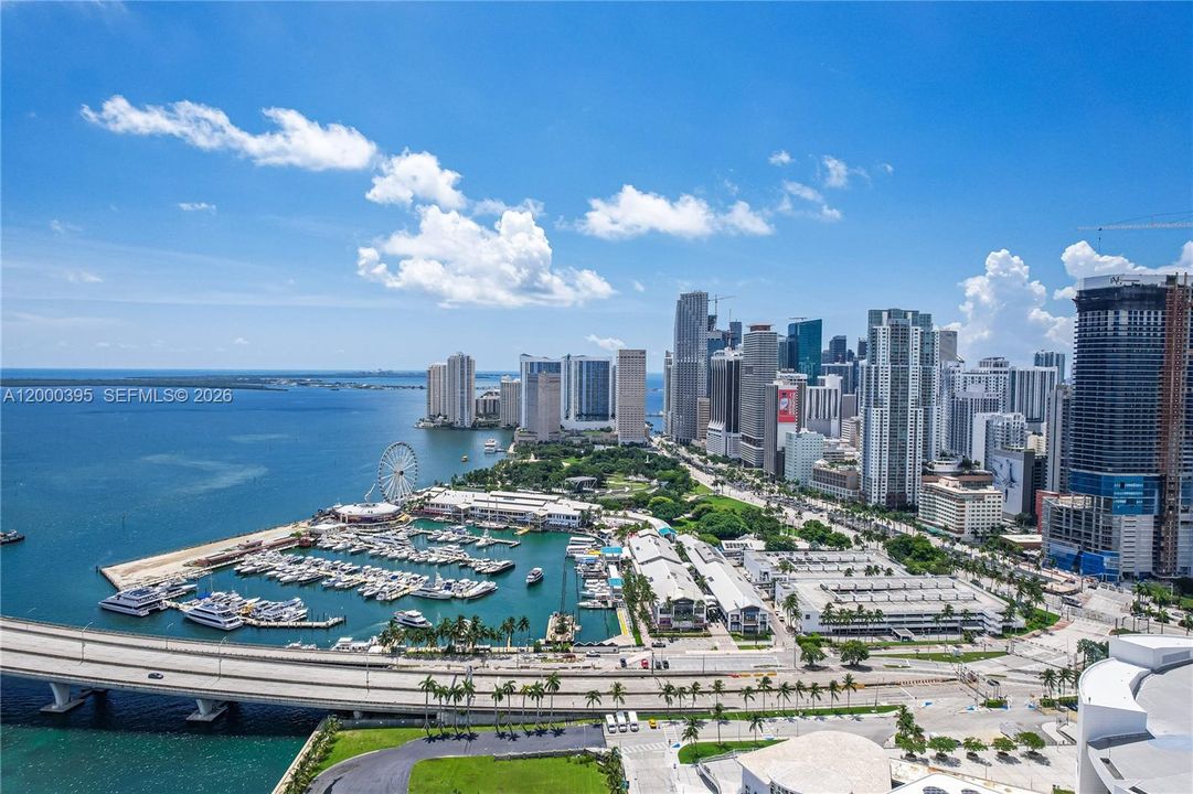 For Sale: $692,500 (2 beds, 2 baths, 1256 Square Feet)