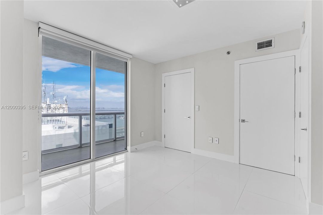 For Sale: $692,500 (2 beds, 2 baths, 1256 Square Feet)