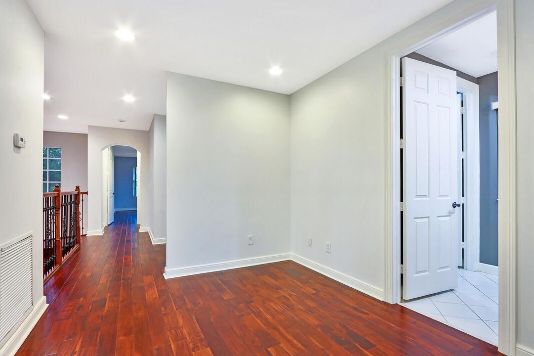 2nd floor loft