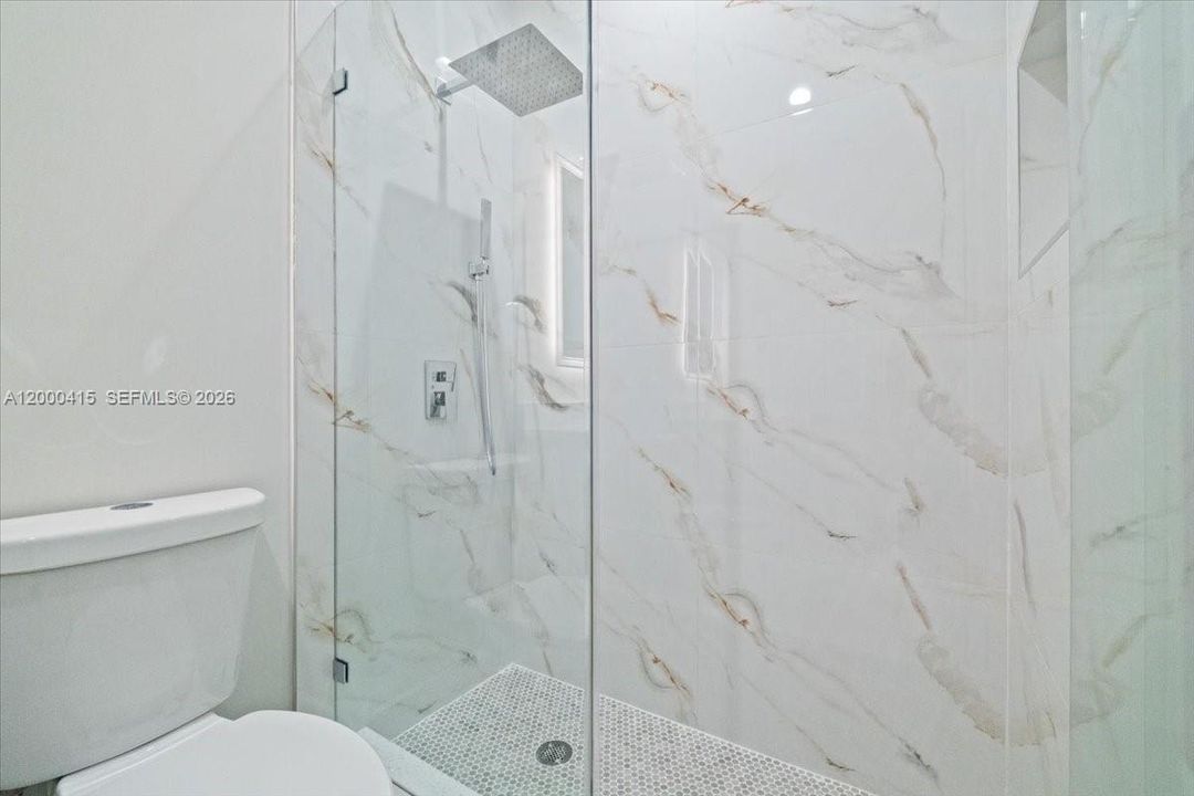 合同活跃: $499,900 (2 贝兹, 2 浴室, 0 平方英尺)
