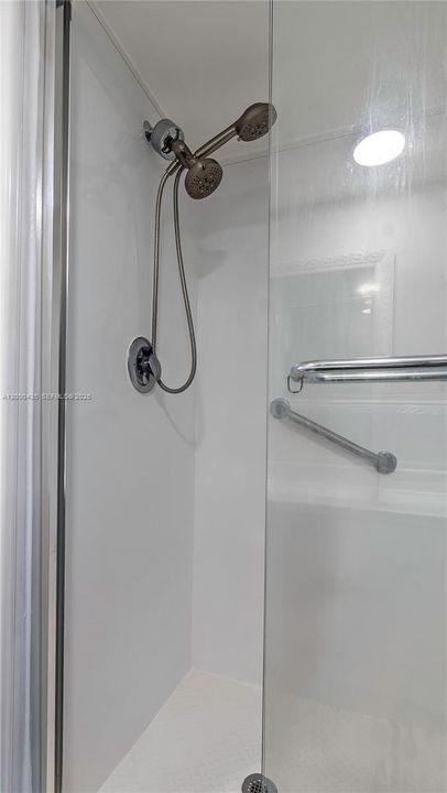 En Venta: $225,000 (2 camas, 2 baños, 990 Pies cuadrados)