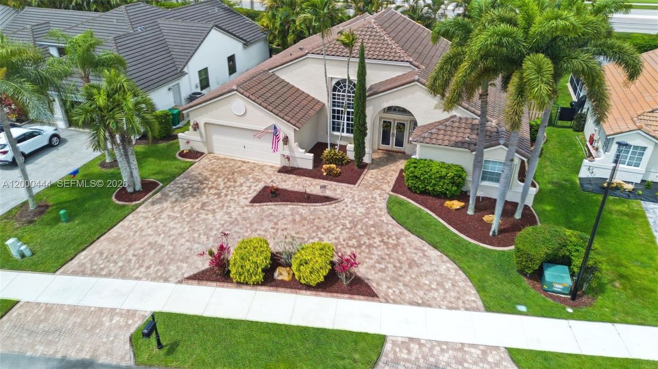 Active With Contract: $899,000 (3 beds, 2 baths, 2438 Square Feet)