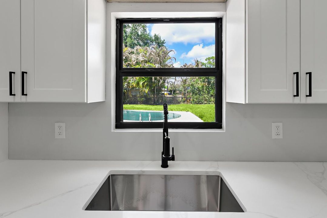 8587 SW 18th Ave Stuart FL-large-010-019