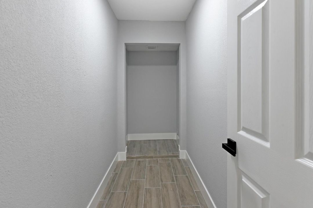 8587 SW 18th Ave Stuart FL-large-018-031