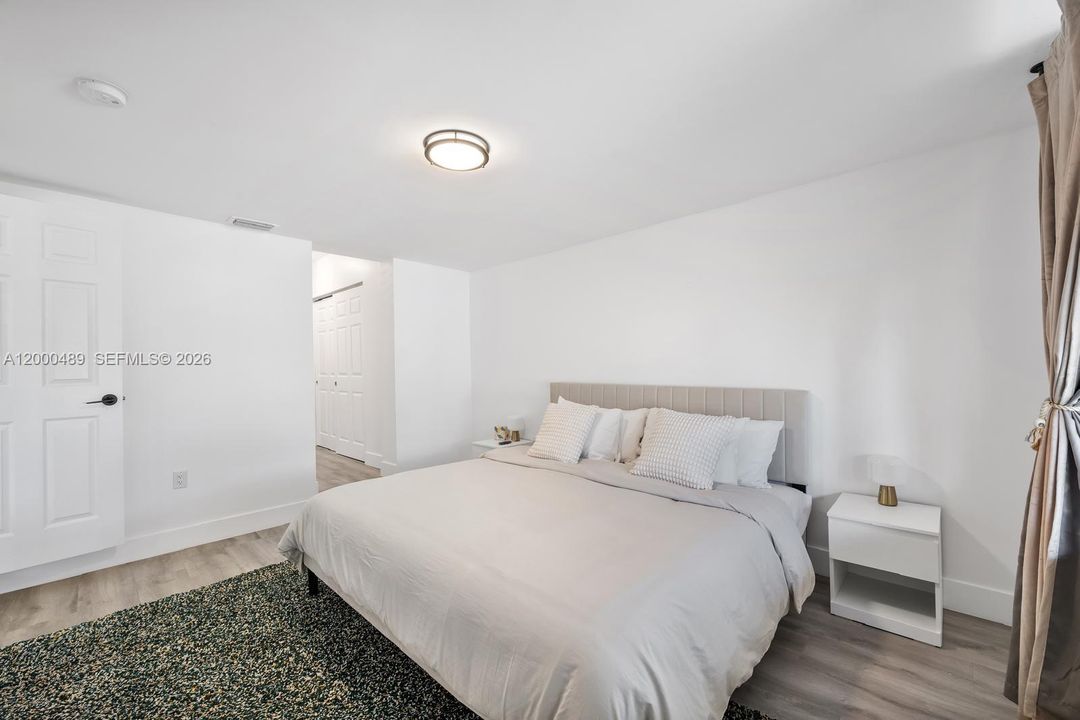 В аренду: $4,500 (3 спален, 3 ванн, 1724 Квадратных фут)
