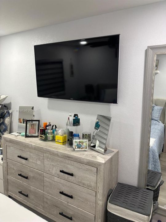 En Venta: $230,000 (2 camas, 1 baños, 800 Pies cuadrados)
