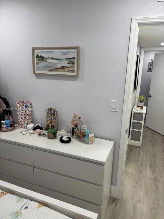 En Venta: $230,000 (2 camas, 1 baños, 800 Pies cuadrados)