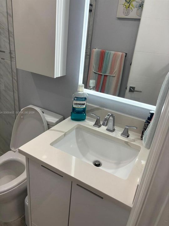 En Venta: $230,000 (2 camas, 1 baños, 800 Pies cuadrados)