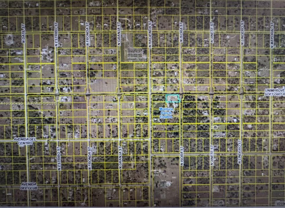 En Venta: $65,000 (0.99 acres)