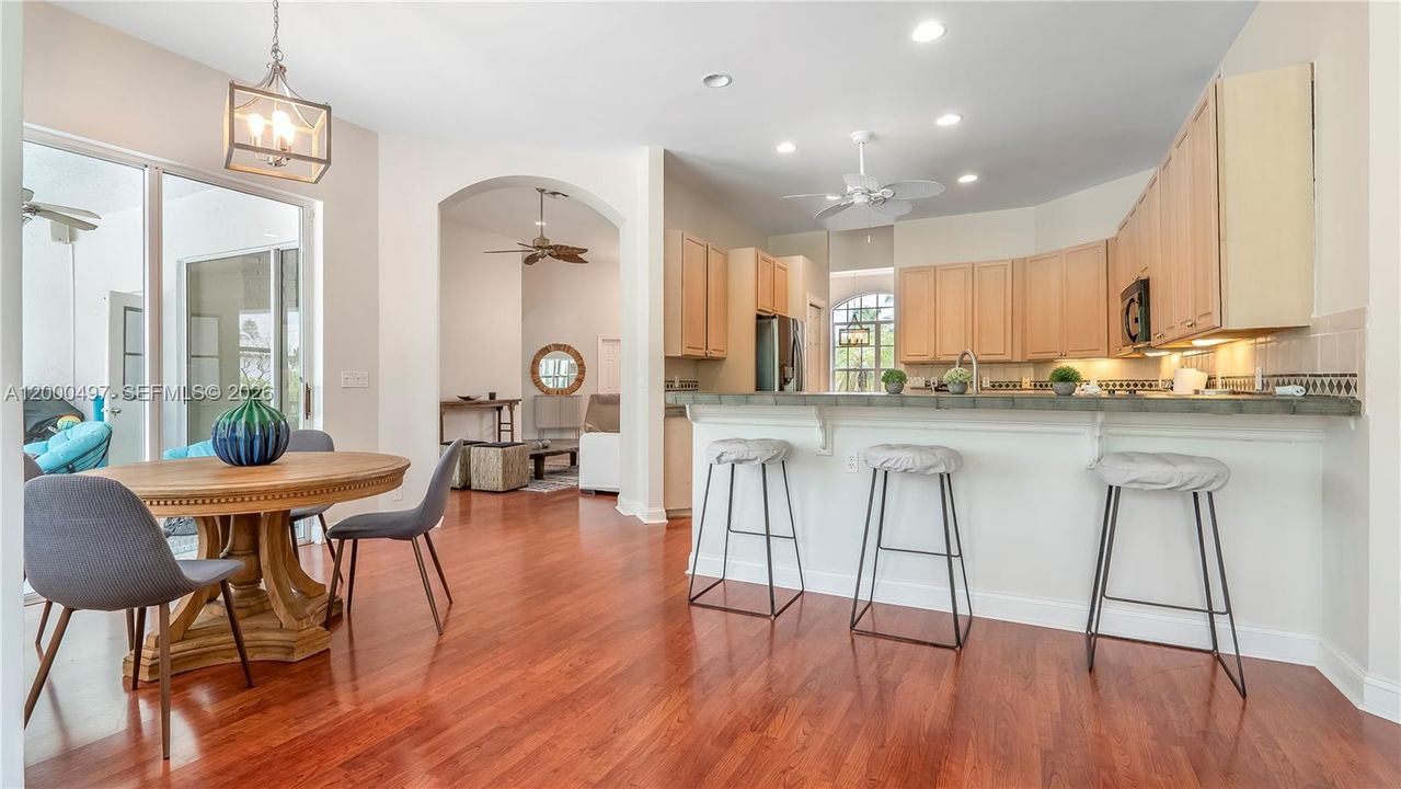 For Sale: $1,200,000 (4 beds, 3 baths, 2935 Square Feet)