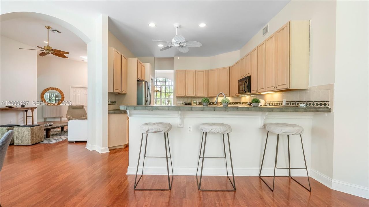 For Sale: $1,200,000 (4 beds, 3 baths, 2935 Square Feet)