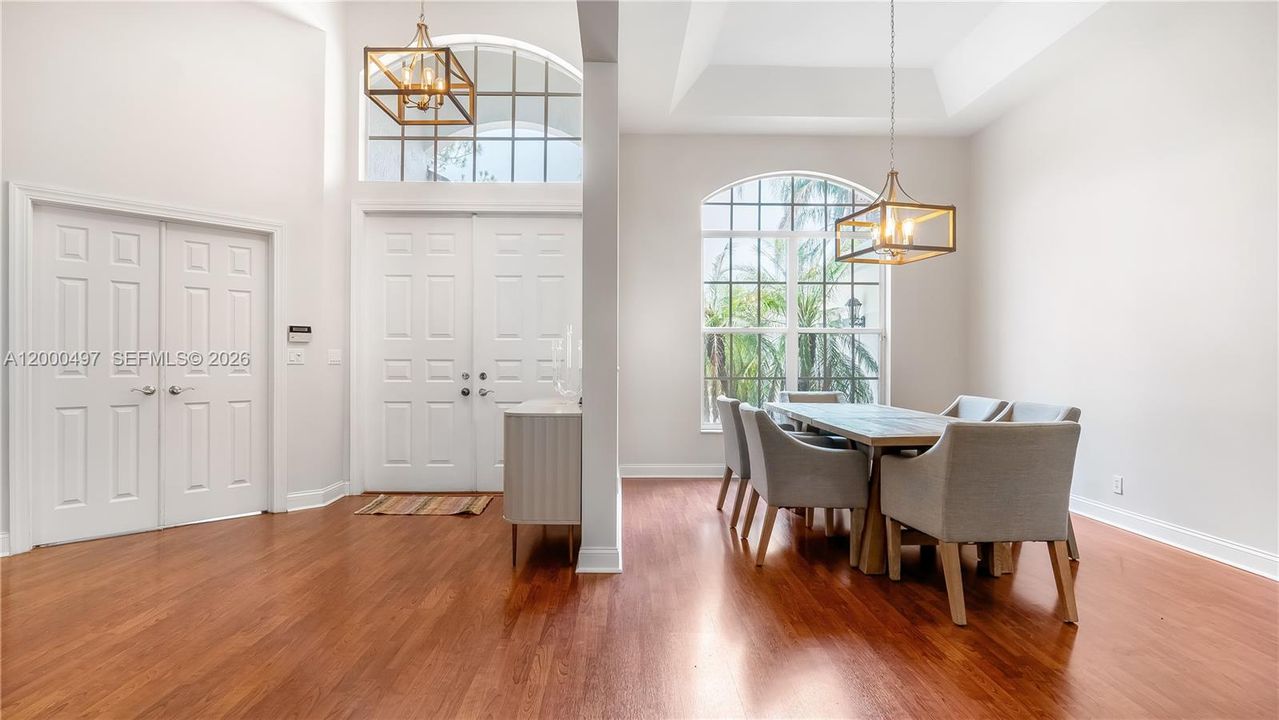 For Sale: $1,200,000 (4 beds, 3 baths, 2935 Square Feet)