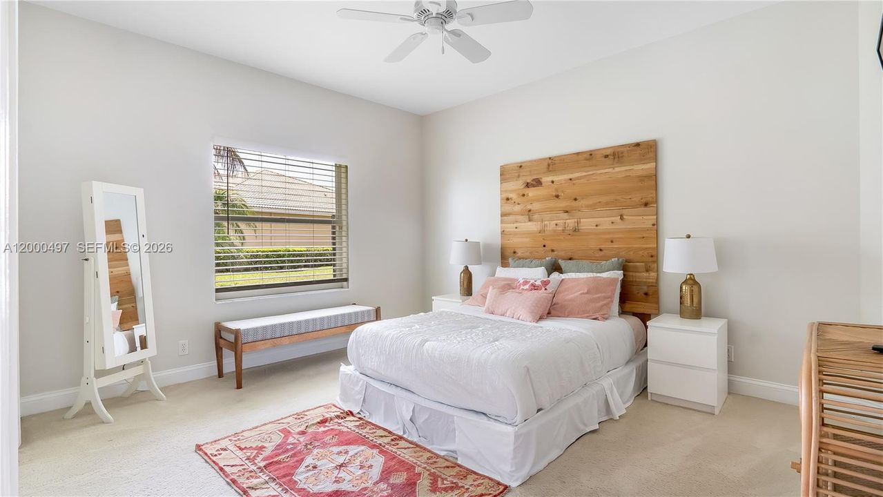 For Sale: $1,200,000 (4 beds, 3 baths, 2935 Square Feet)