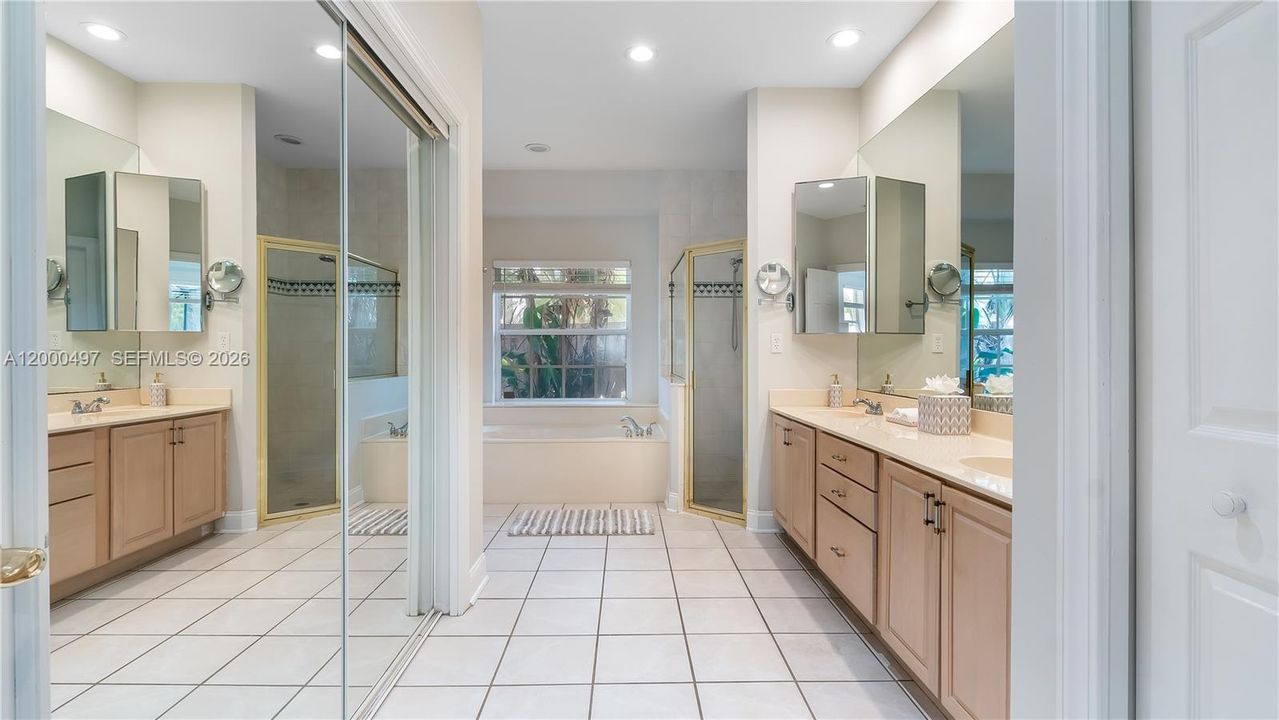 For Sale: $1,200,000 (4 beds, 3 baths, 2935 Square Feet)