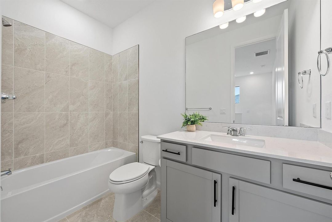 501 SW Sally Way (28)