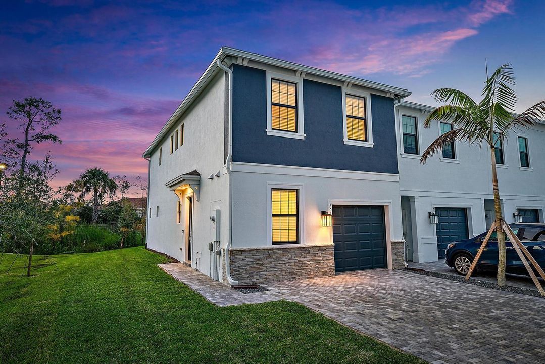 501 SW Sally Way (34)