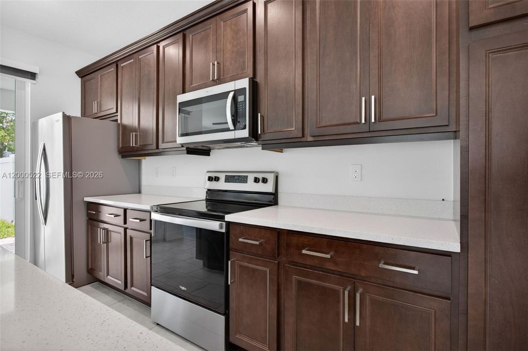 En Venta: $599,995 (3 camas, 2 baños, 1850 Pies cuadrados)