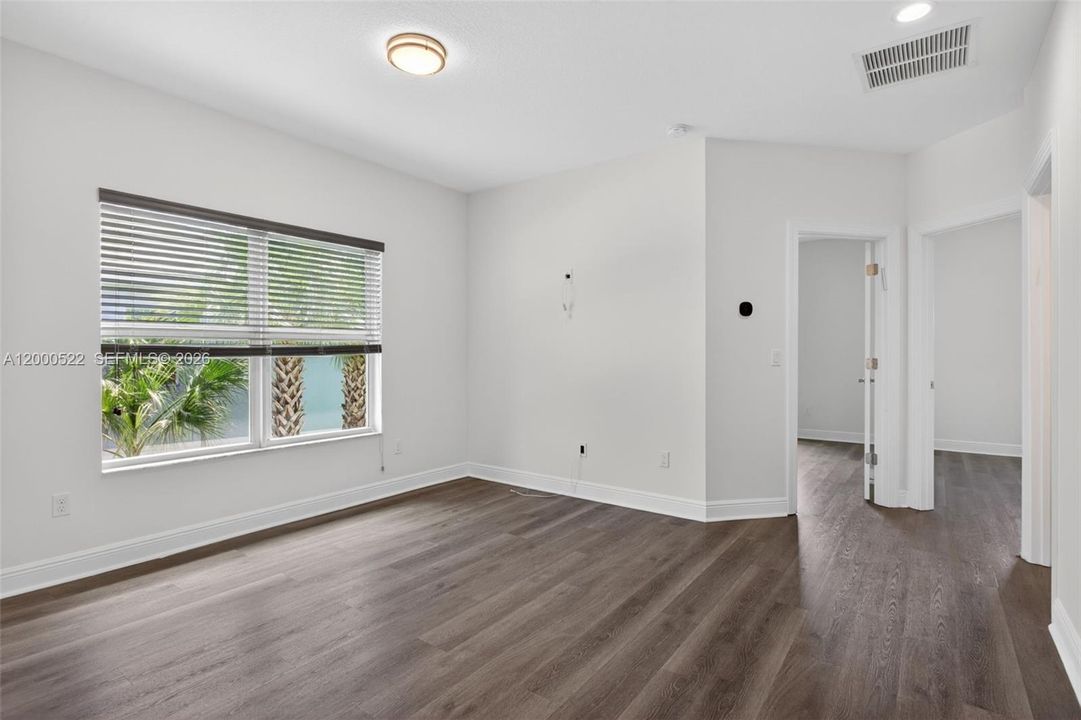 En Venta: $599,995 (3 camas, 2 baños, 1850 Pies cuadrados)