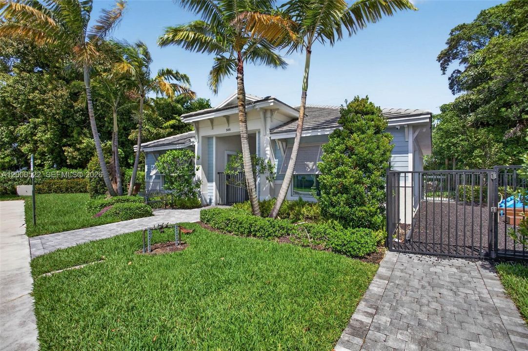 En Venta: $599,995 (3 camas, 2 baños, 1850 Pies cuadrados)