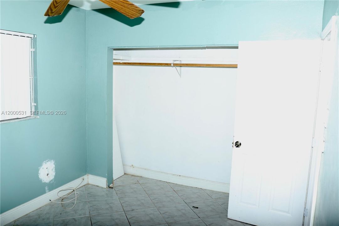 Недавно продано: $505,000 (4 спален, 2 ванн, 1708 Квадратных фут)