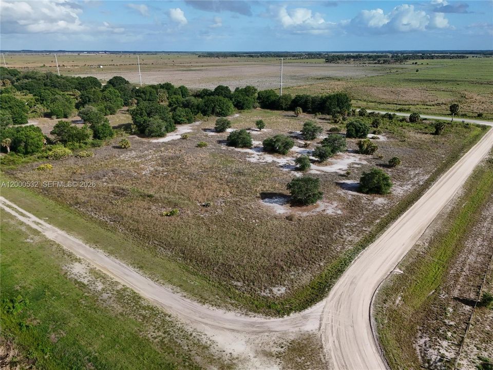 待售: $150,000 (2.50 acres)
