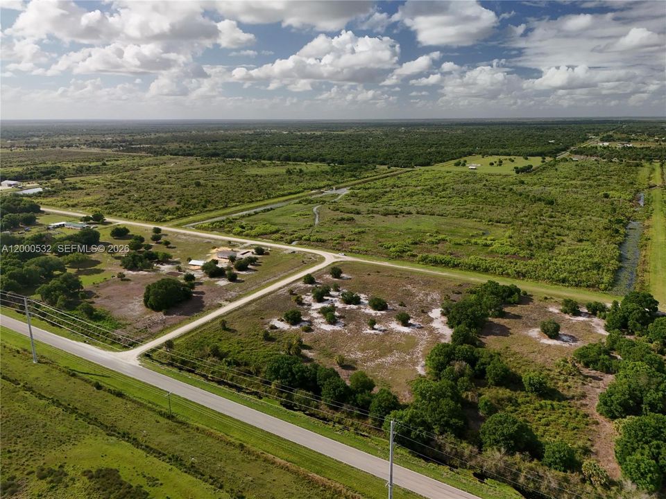 待售: $150,000 (2.50 acres)