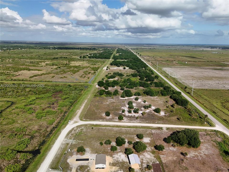 待售: $150,000 (2.50 acres)