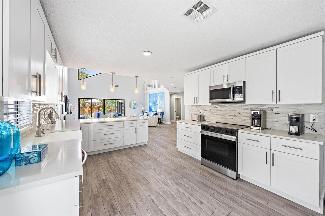 2596 La Cristal Cir-2