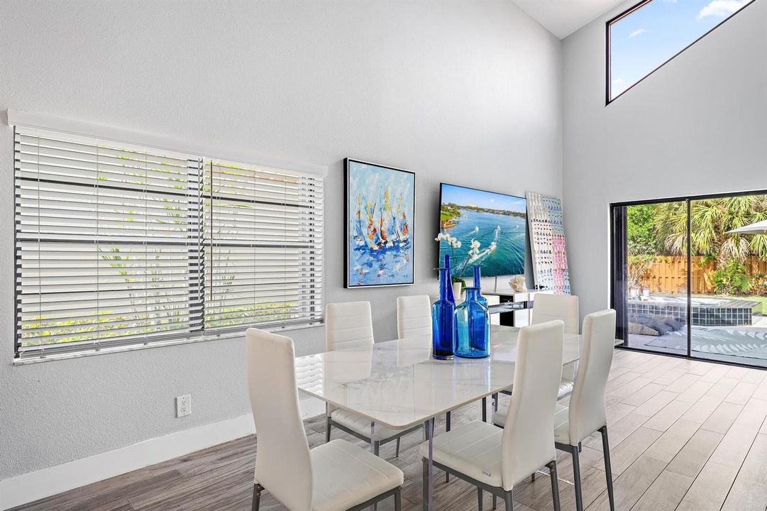 2596 La Cristal Cir-5