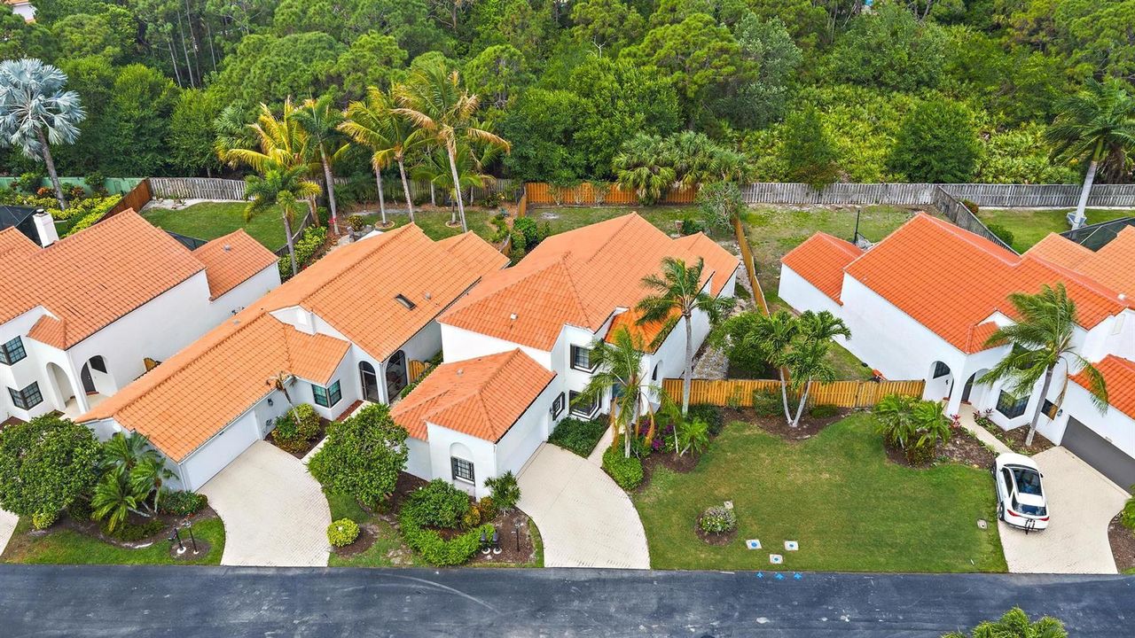 2596 La Cristal Cir-25